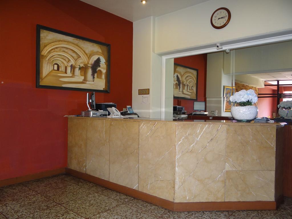 Hotel Sevilla Guatemala City Bagian luar foto